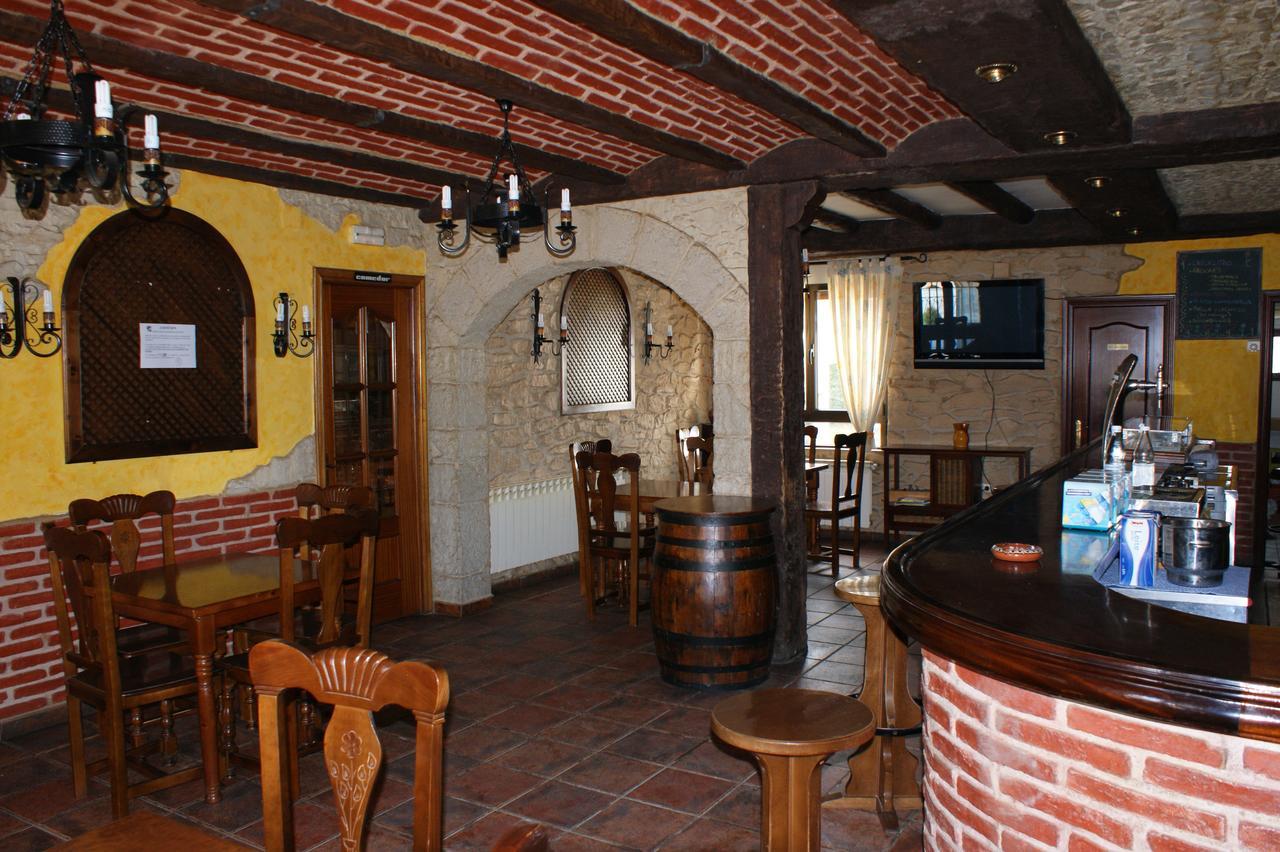 Hostal Carazo Torquemada 外观 照片